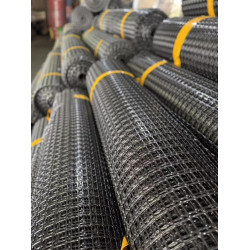 Grillage plastique rigide maille 3cm – 50m x 2m