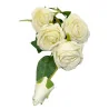 K8 Tige 4 Roses 1 bouton (Blanc)